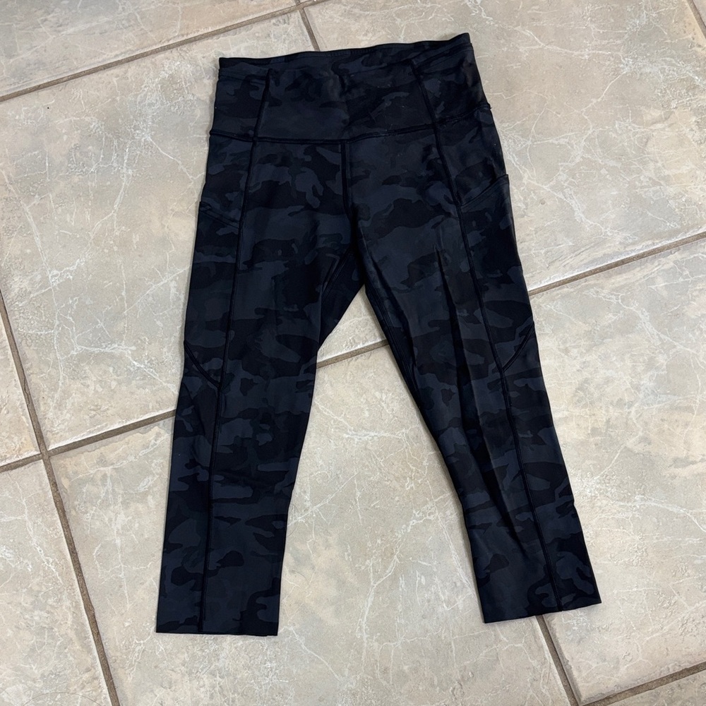 Lululemon Athletica Black Camouflage Leggings